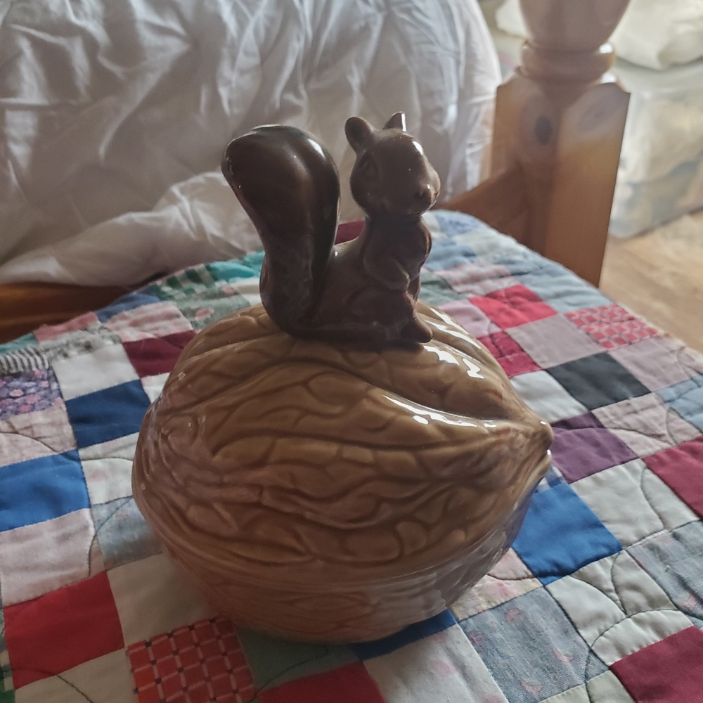 Squirrel on Walnut Decorative Accent